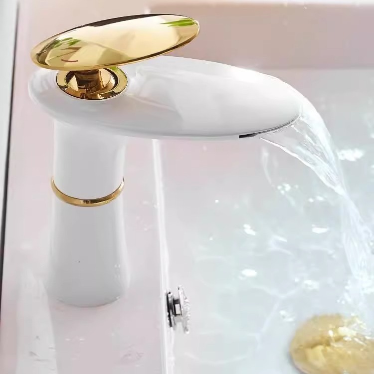Bateria umywalkowa wodospad bi – Home Hardware Bathroom Sinks recenzja i cena